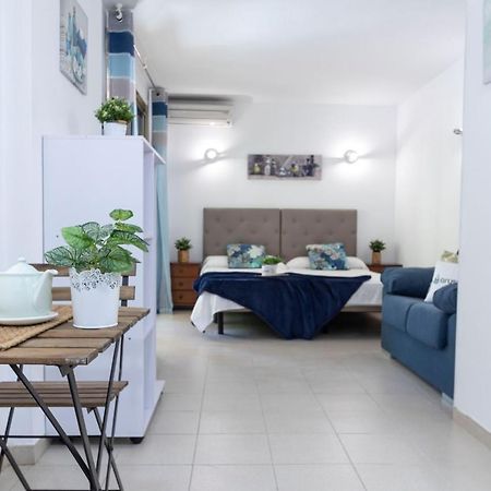 Estudio A 100 Metros De La Playa Салоу Экстерьер фото
