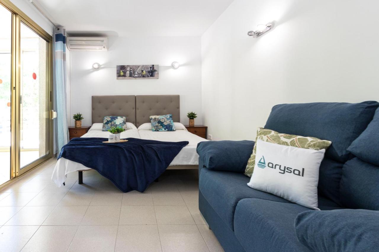 Estudio A 100 Metros De La Playa Салоу Экстерьер фото